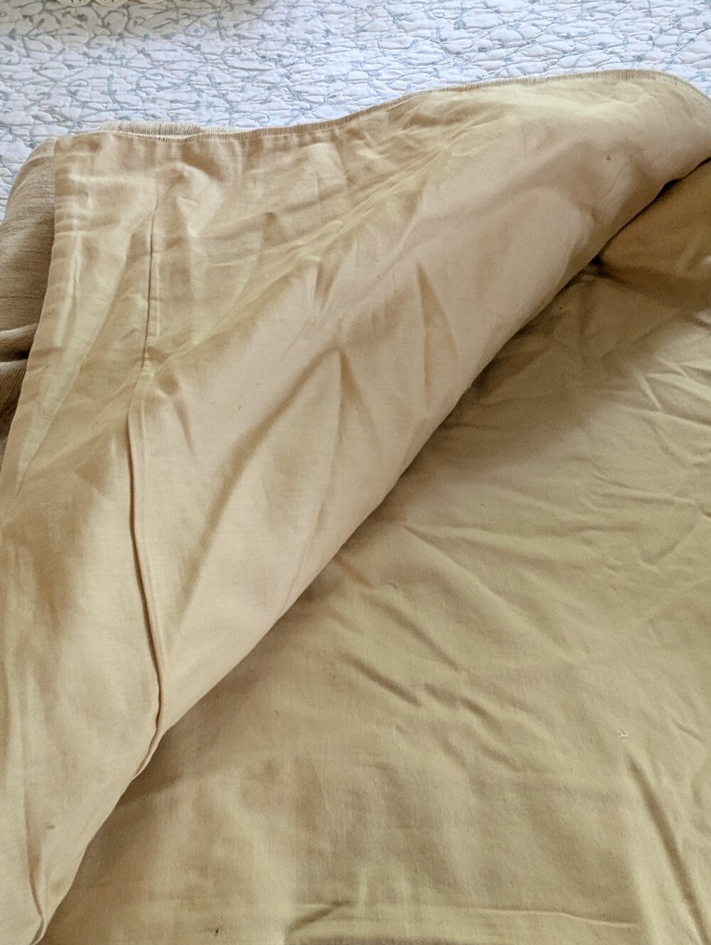 Donna Karen gold raw silk duvet cover in king - Picture 4 of 8